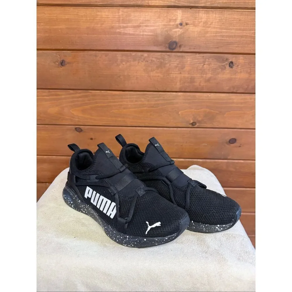 Puma Pacer Future Slip-On sneakers black with a white speckled sole Sz 7 Youth